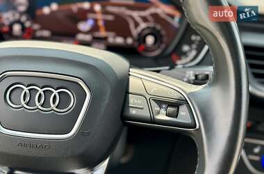 Внедорожник / Кроссовер Audi Q5 2018 в 