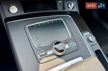 Внедорожник / Кроссовер Audi Q5 2018 в 