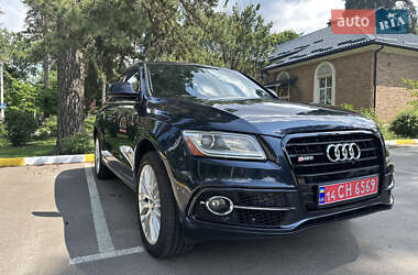 Внедорожник / Кроссовер Audi Q5 2016 в 
