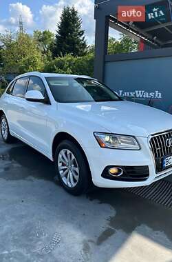 Внедорожник / Кроссовер Audi Q5 2015 в 
