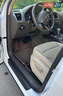 Внедорожник / Кроссовер Audi Q5 2015 в 