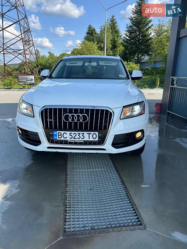 Внедорожник / Кроссовер Audi Q5 2015 в Самборе