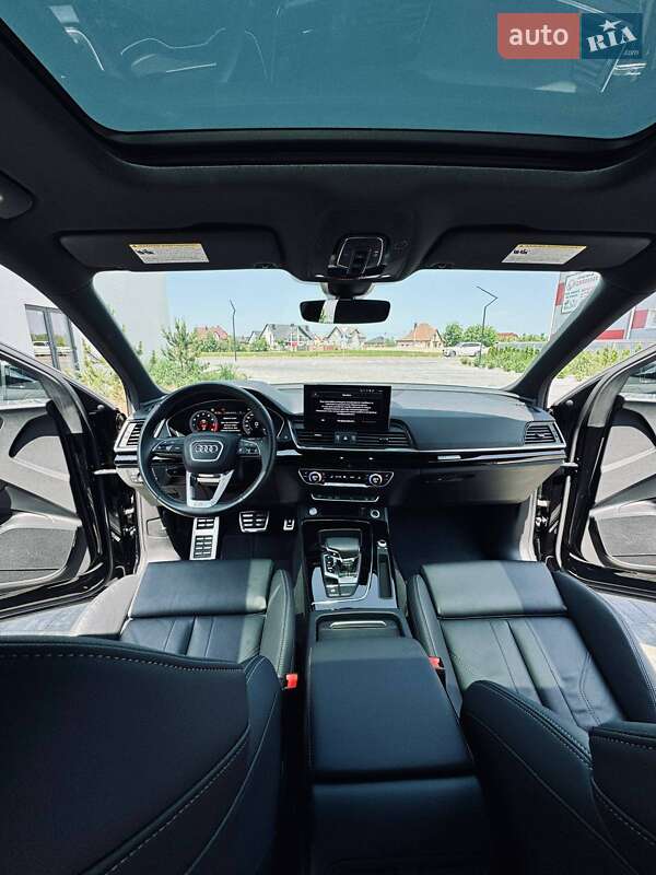 Позашляховик / Кросовер Audi Q5 2021 в Луцьку