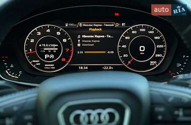 Внедорожник / Кроссовер Audi Q5 2017 в 