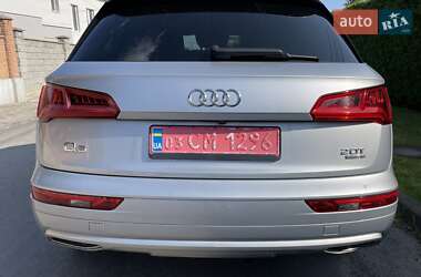 Внедорожник / Кроссовер Audi Q5 2018 в 