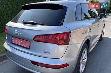 Внедорожник / Кроссовер Audi Q5 2018 в 