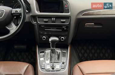 Внедорожник / Кроссовер Audi Q5 2017 в 