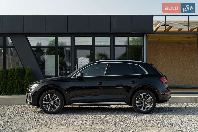 Внедорожник / Кроссовер Audi Q5 2021 в Черновцах