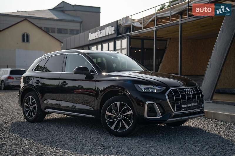 Внедорожник / Кроссовер Audi Q5 2021 в Черновцах