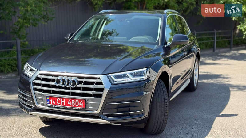 Внедорожник / Кроссовер Audi Q5 2019 в 