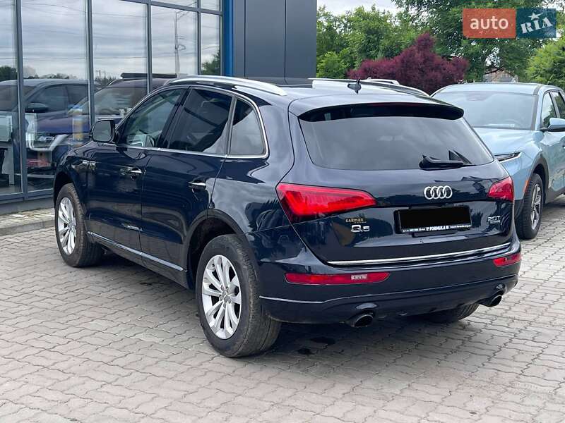 Внедорожник / Кроссовер Audi Q5 2015 в Нововолынске