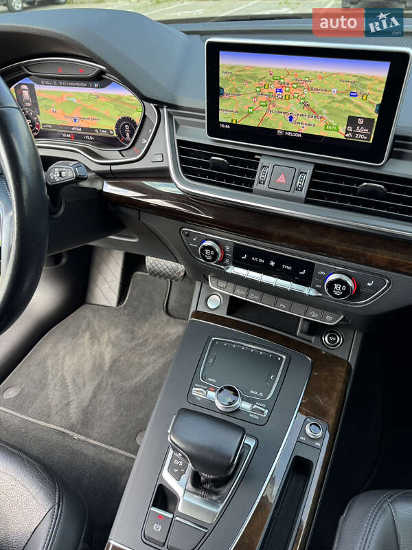 Внедорожник / Кроссовер Audi Q5 2018 в Львове