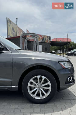 Внедорожник / Кроссовер Audi Q5 2015 в 
