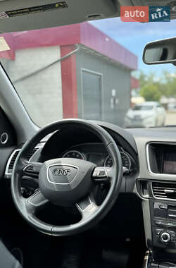 Внедорожник / Кроссовер Audi Q5 2015 в 