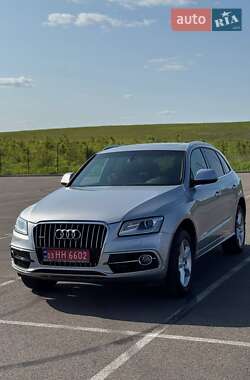 Позашляховик / Кросовер Audi Q5 2016 в Рівному