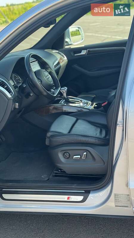 Внедорожник / Кроссовер Audi Q5 2016 в Ровно