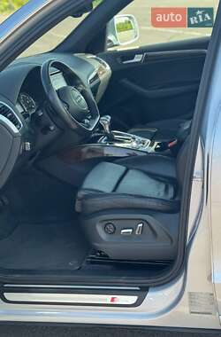 Внедорожник / Кроссовер Audi Q5 2016 в 