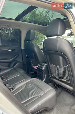 Внедорожник / Кроссовер Audi Q5 2012 в 