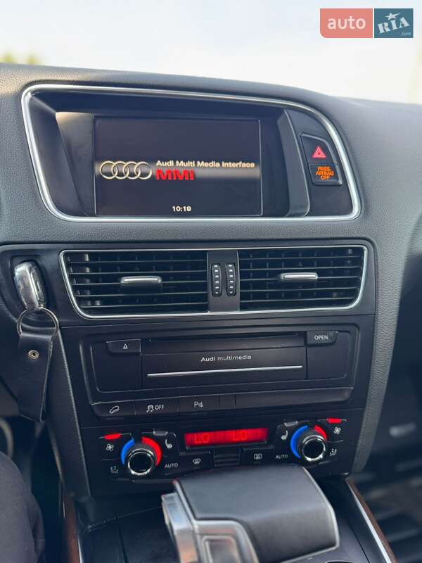 Внедорожник / Кроссовер Audi Q5 2011 в Золотоноше