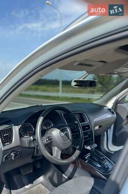 Внедорожник / Кроссовер Audi Q5 2011 в 