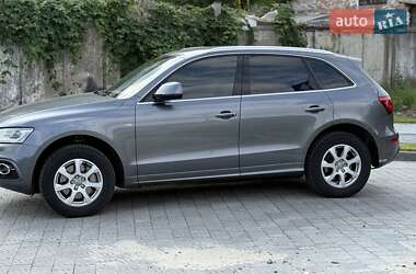 Внедорожник / Кроссовер Audi Q5 2015 в 