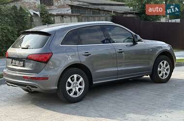 Внедорожник / Кроссовер Audi Q5 2015 в 