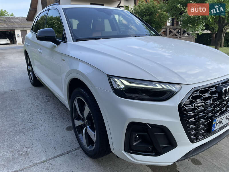 Внедорожник / Кроссовер Audi Q5 2023 в Ровно