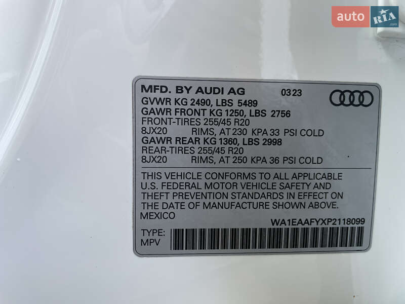 Внедорожник / Кроссовер Audi Q5 2023 в Ровно