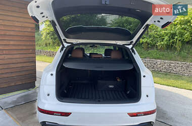 Внедорожник / Кроссовер Audi Q5 2023 в 