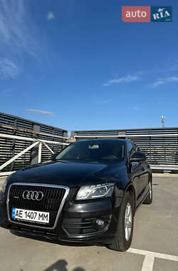 Внедорожник / Кроссовер Audi Q5 2009 в 