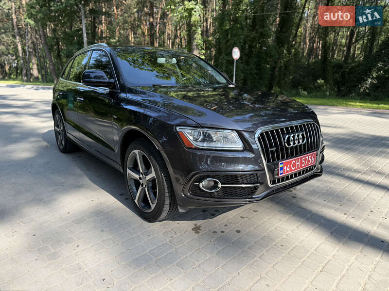 Внедорожник / Кроссовер Audi Q5 2016 в 