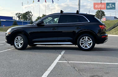 Внедорожник / Кроссовер Audi Q5 2019 в 