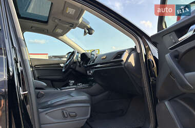 Внедорожник / Кроссовер Audi Q5 2019 в 