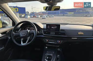 Внедорожник / Кроссовер Audi Q5 2019 в 