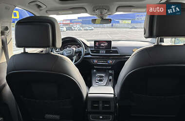 Внедорожник / Кроссовер Audi Q5 2019 в 
