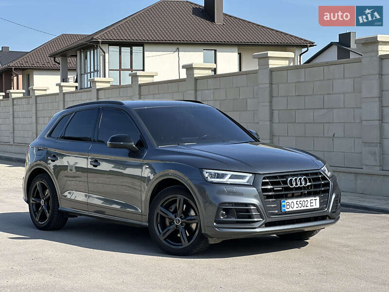 Внедорожник / Кроссовер Audi Q5 2018 в Тернополе
