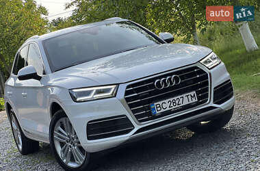 Внедорожник / Кроссовер Audi Q5 2017 в 