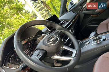 Внедорожник / Кроссовер Audi Q5 2017 в 