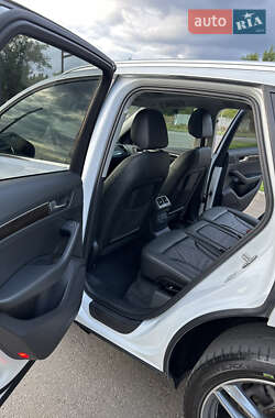 Внедорожник / Кроссовер Audi Q5 2013 в 