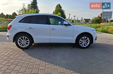 Внедорожник / Кроссовер Audi Q5 2015 в 