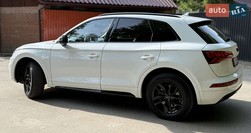 Внедорожник / Кроссовер Audi Q5 2019 в Львове фото 3 Внедорожник / Кроссовер Audi Q5 2019 в Львове