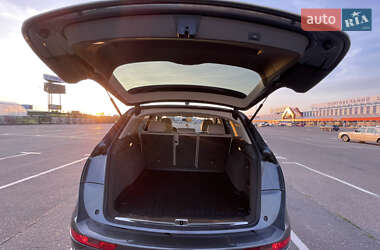 Внедорожник / Кроссовер Audi Q5 2015 в 