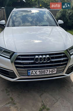 Внедорожник / Кроссовер Audi Q5 2019 в Харькове