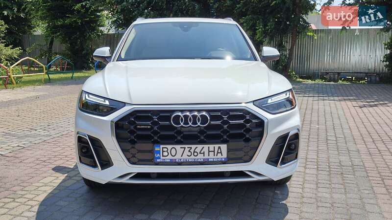 Позашляховик / Кросовер Audi Q5 2022 в Тернополі
