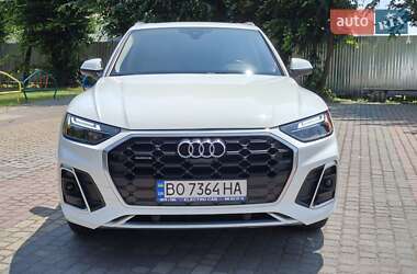 Внедорожник / Кроссовер Audi Q5 2022 в 