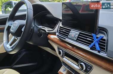 Внедорожник / Кроссовер Audi Q5 2022 в 