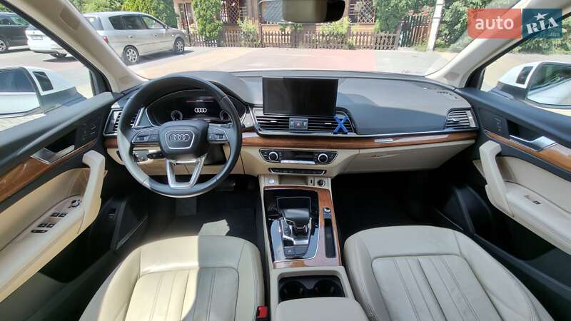Позашляховик / Кросовер Audi Q5 2022 в Тернополі