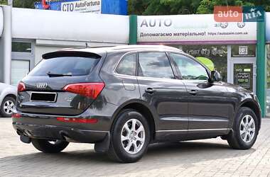 Внедорожник / Кроссовер Audi Q5 2009 в 