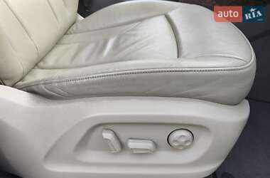Внедорожник / Кроссовер Audi Q5 2009 в 