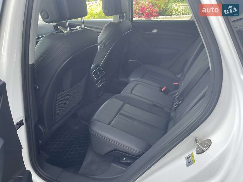 Позашляховик / Кросовер Audi Q5 2018 в Харкові